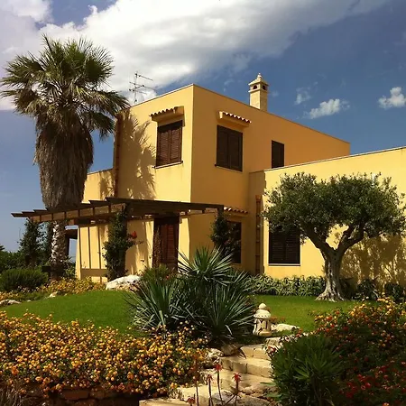 Il Giardino Delle Aloe * Φαβινιάνα
