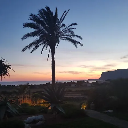 Il Giardino Delle Aloe * Φαβινιάνα