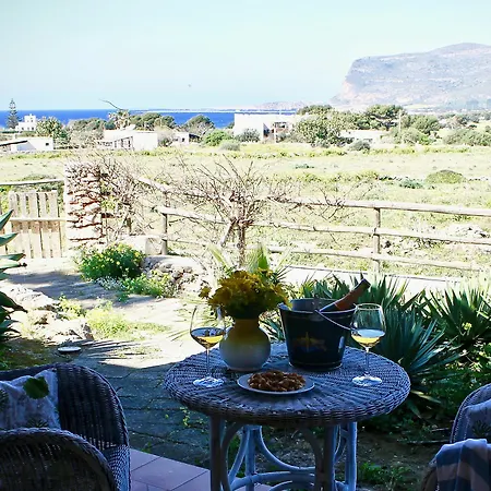 Il Giardino Delle Aloe * Φαβινιάνα