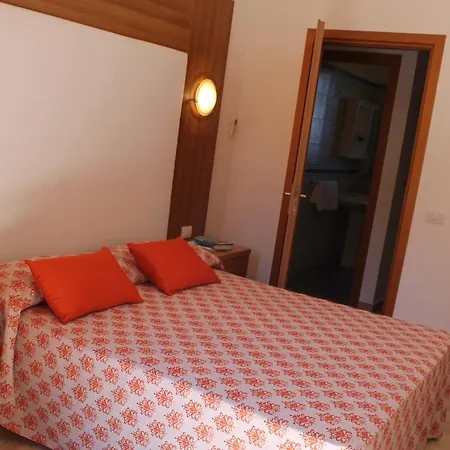 Il Giardino Delle Aloe 컨트리하우스 파뷔냐나도