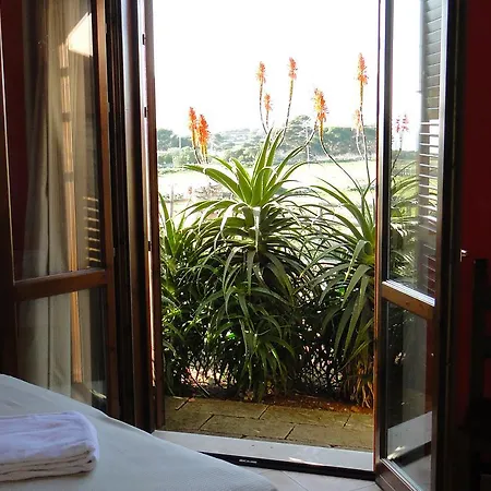 Il Giardino Delle Aloe 컨트리하우스 *